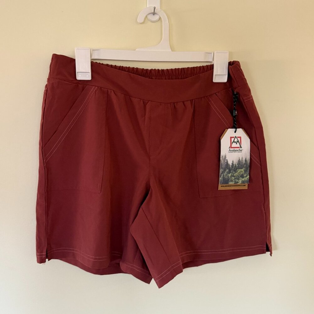 NWT Avalanche Sloan Ripstop Short Women's Rust - Size Medium